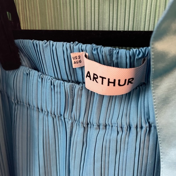 Arthur’s Apparel SET Box Pleat Short Sleeve Shirt & Pants in Green Orb - Picture 8 of 8